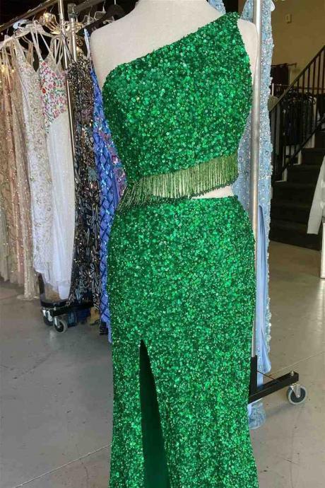 Green Two Piece Sequined One Shoulder Long Party Dress With Tassel
